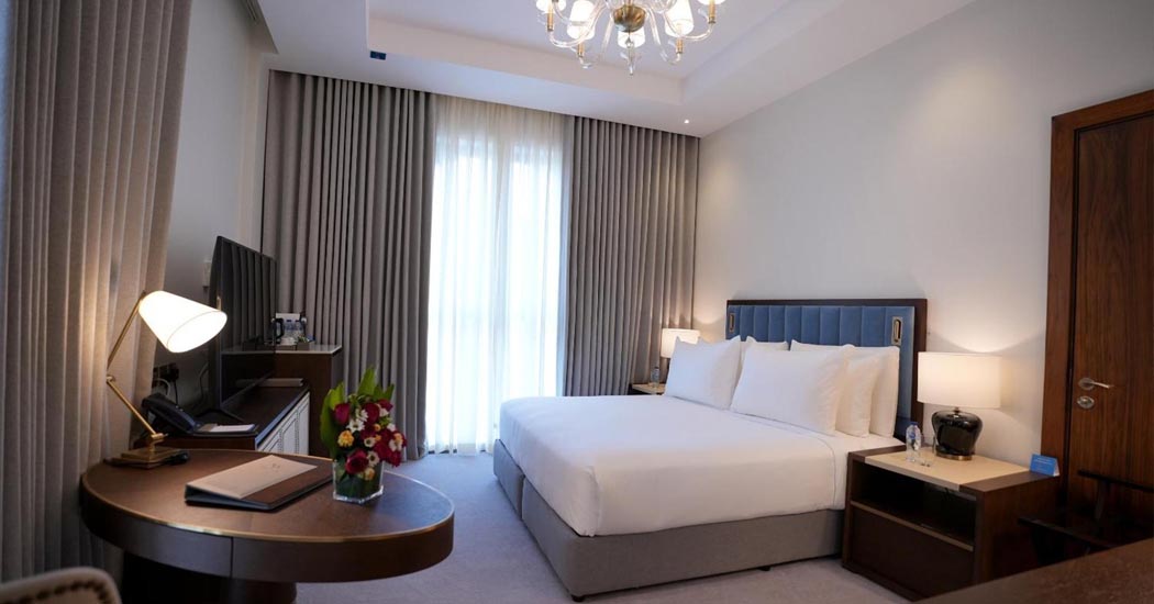 Peninsula Worth Hotel