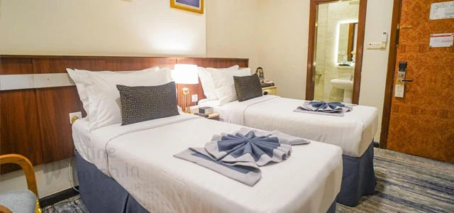 11 Days Umrah Package - Emaar Al Khalil 3 Star Hotel